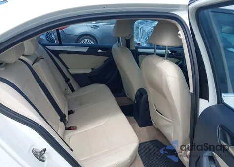 2011 Volkswagen Jetta 2.5L Sel from USA, damaged, VIN 3VWLX7AJ9BM372359